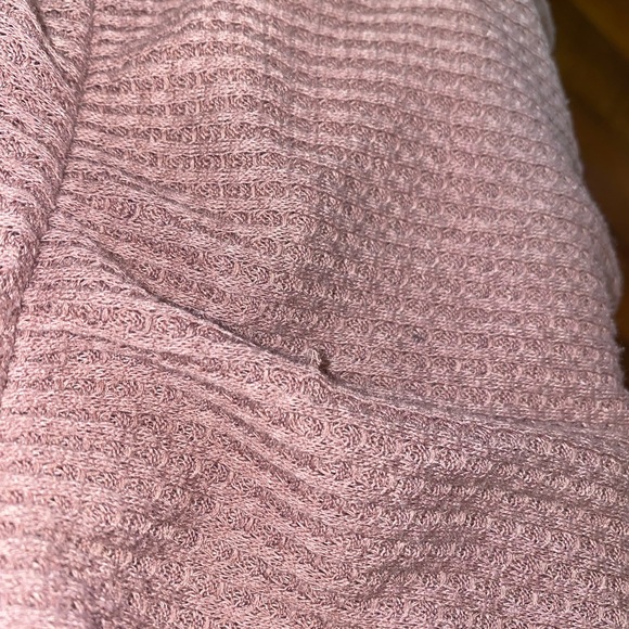 Ruffled long sleeve top! - Picture 5 of 5